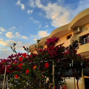 hotel-sirena-vlore.albaniahotels.org/
